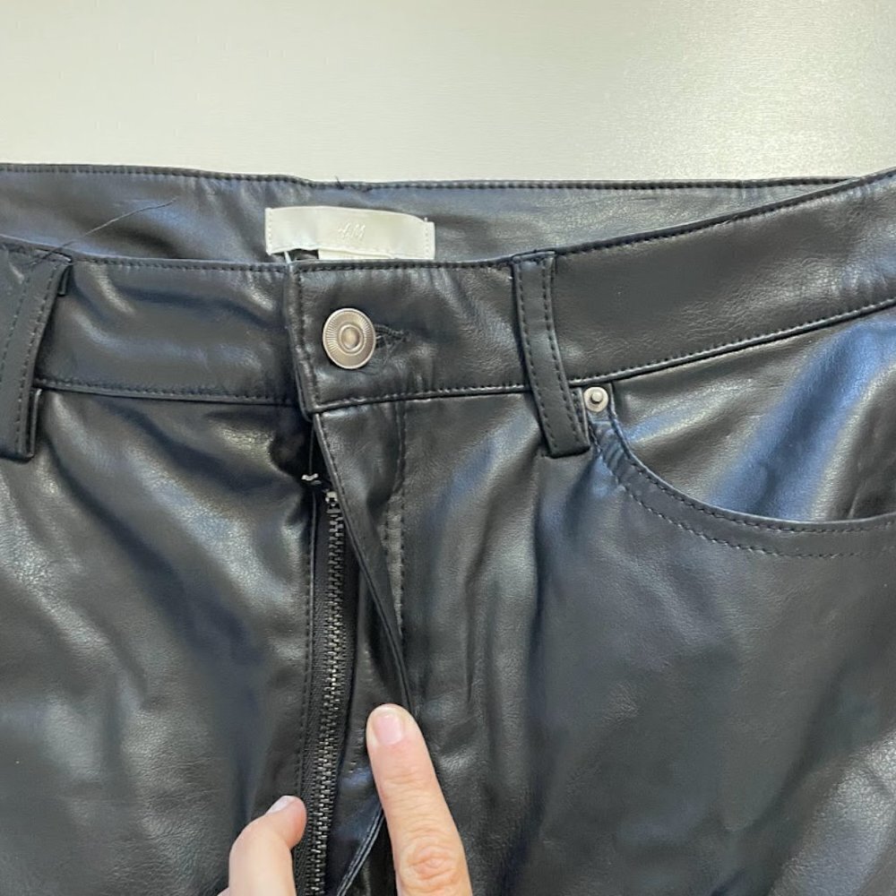 NWT H&M Pant Trouser Faux Leather Black Straight Leg Wide Winter Sweater Knit 14 - Picture 6 of 13